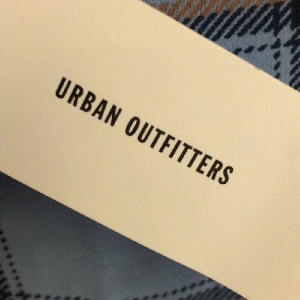 New! Urban Outfitters Guess Shift Dress - Picture 8 of 10